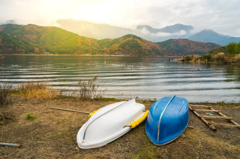 Embalse de Guatapé: Actividades Acuáticas, Lanchas y Deportes Náuticos - Alquiler de Autos Medellín
