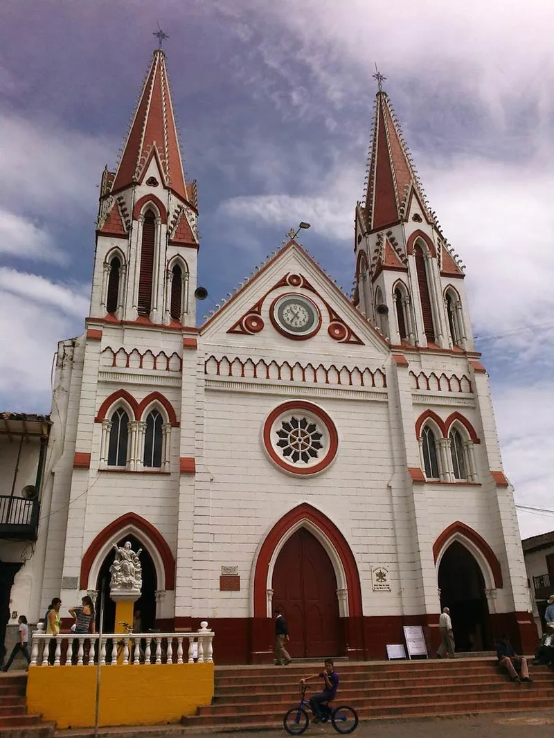 8 Lugares Increíbles para Visitar en Auto desde Medellín - Imagen 5 del artículo