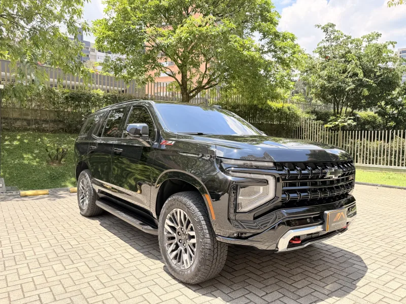 Chevrolet Tahoe Blindada 2026 exterior — SUV de seguridad premium