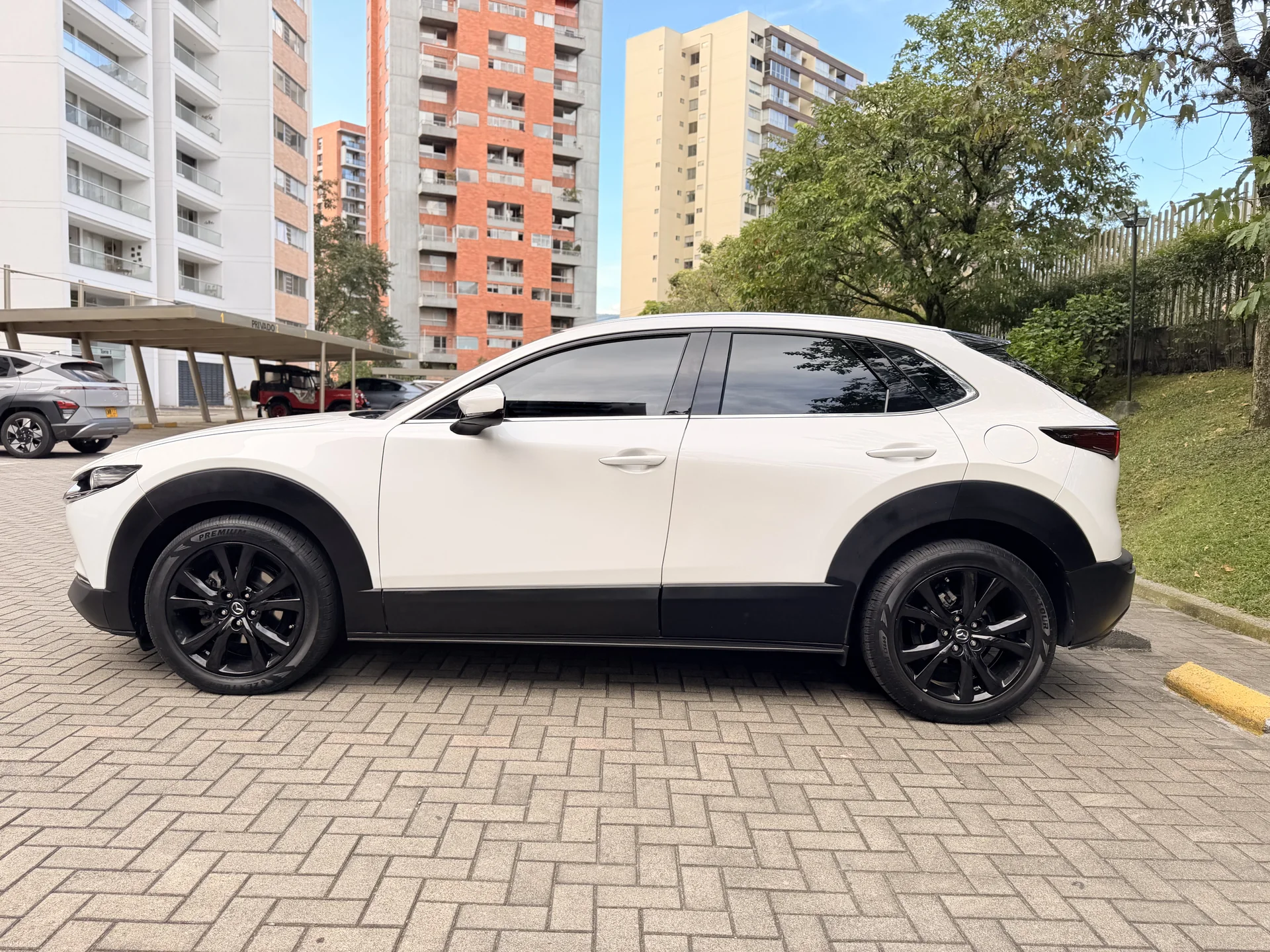 Mazda CX-30 Híbrida foto 2