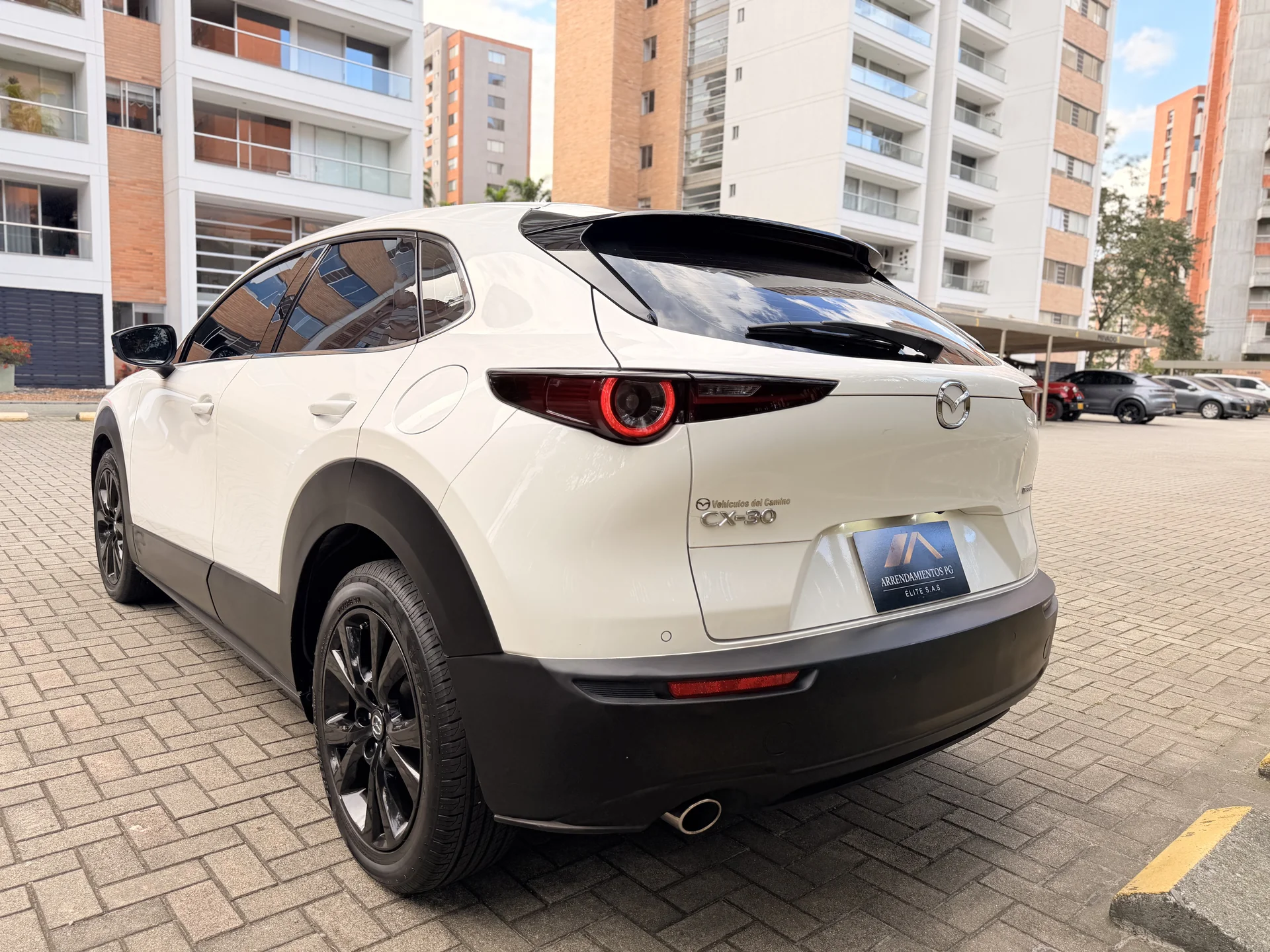 Mazda CX-30 Híbrida foto 3