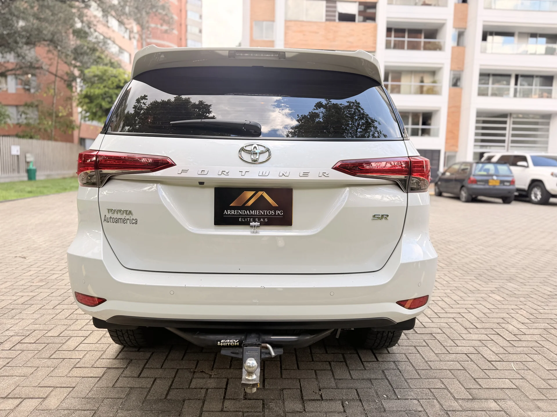 Toyota Fortuner Diésel Blanca 2024 foto 8