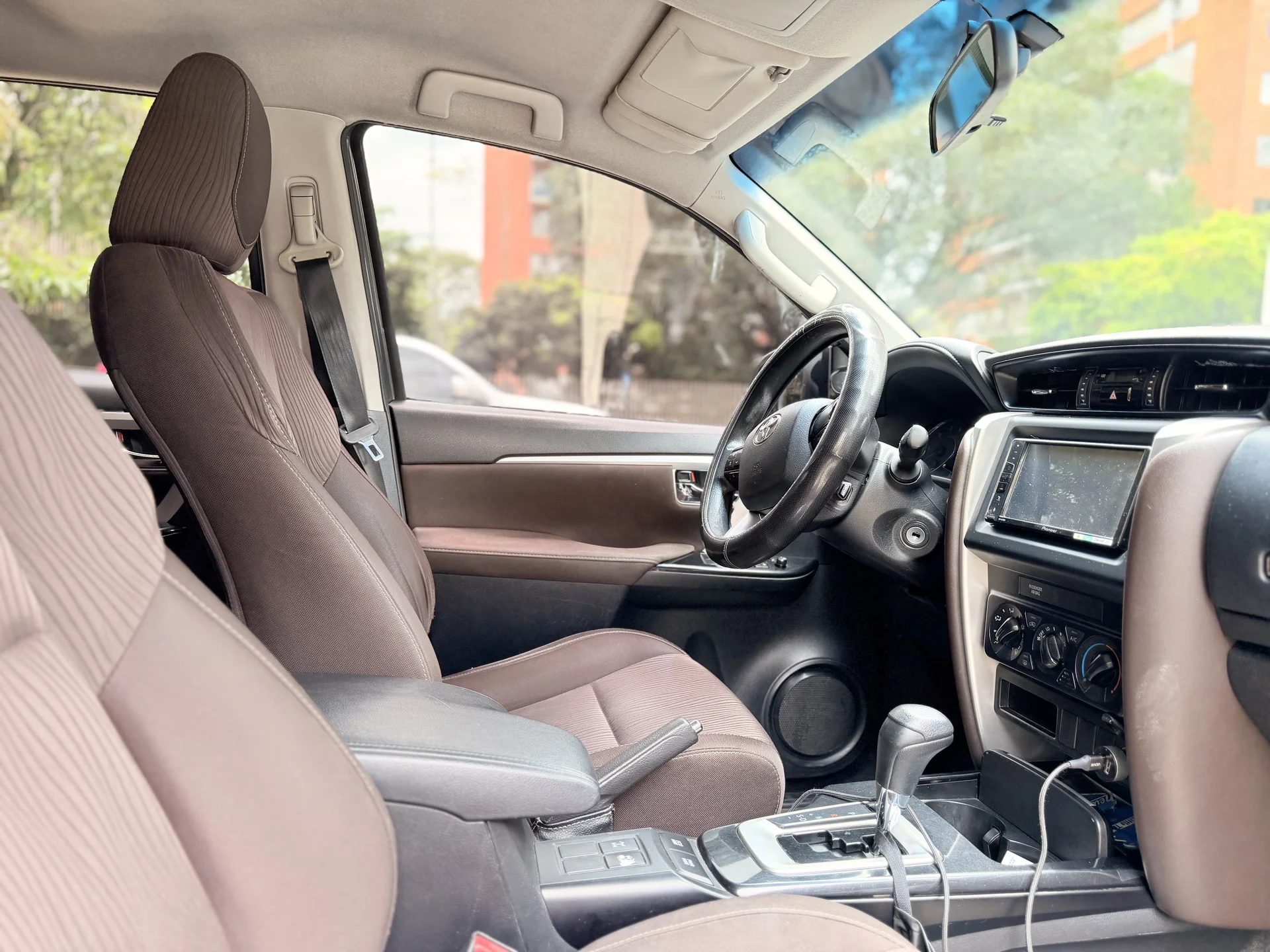 Toyota Fortuner Diesel Gray 2020 photo 9