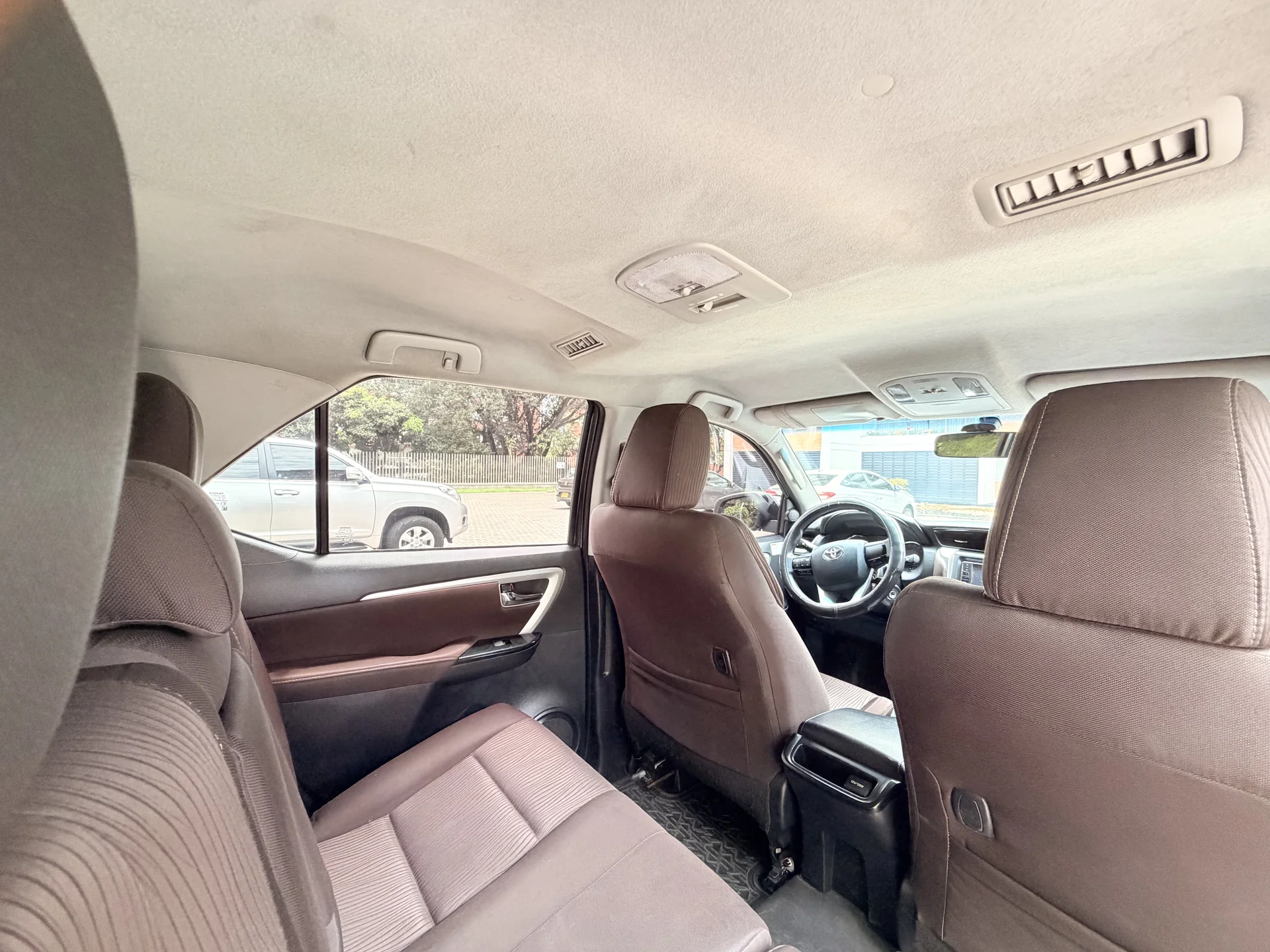Toyota Fortuner Diesel Gray 2020 photo 10