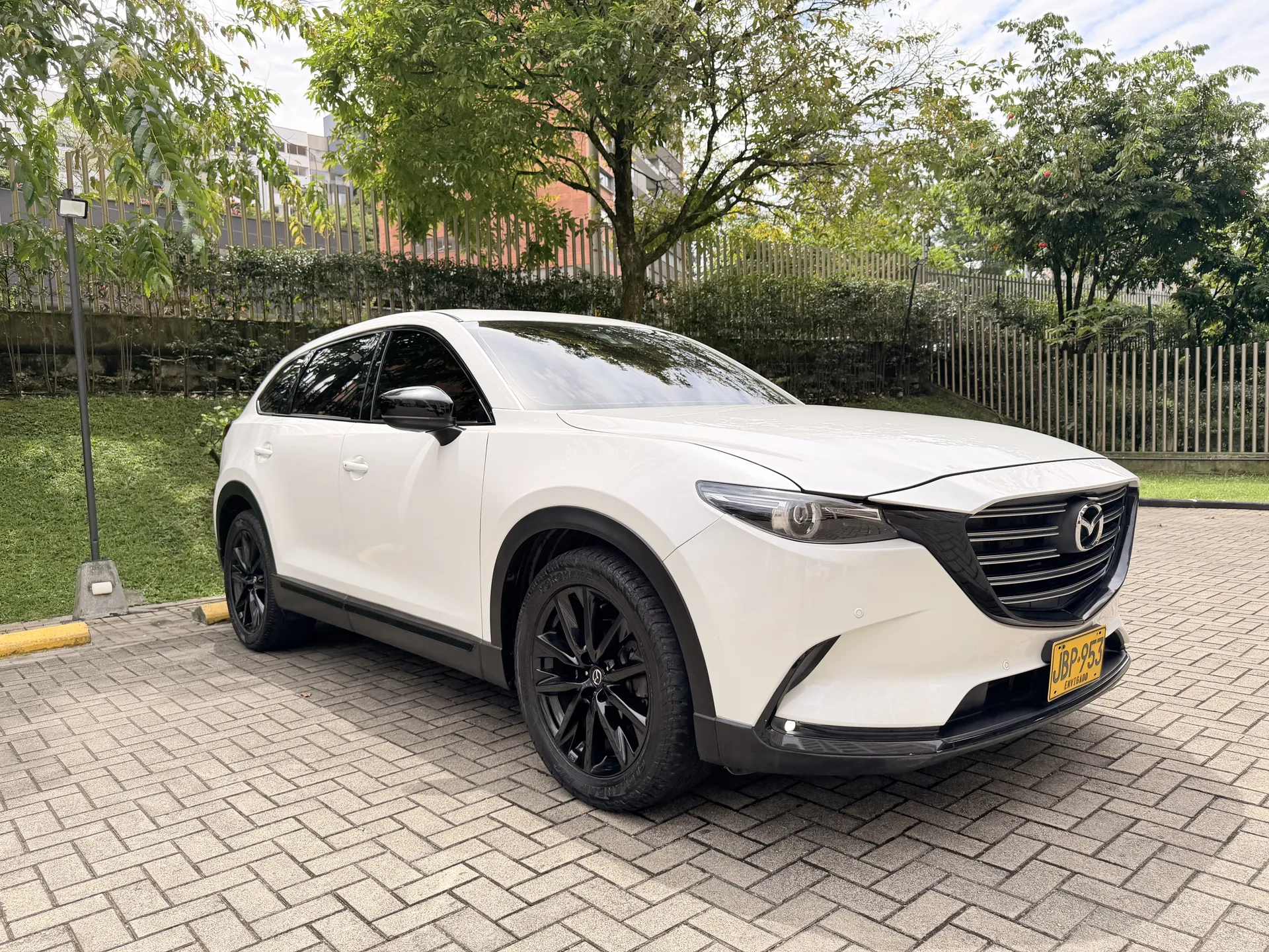 Alquiler Mazda CX-9 en Medell&iacute;n