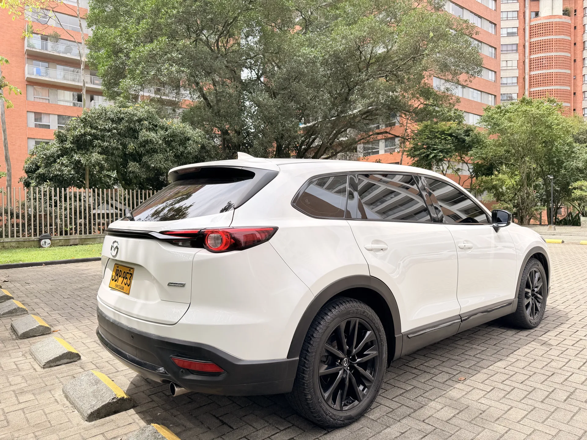 Mazda CX-9 foto 4